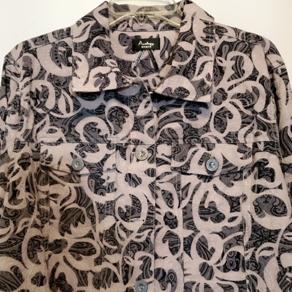 SALE: New Black and Tan Patterned Jacket